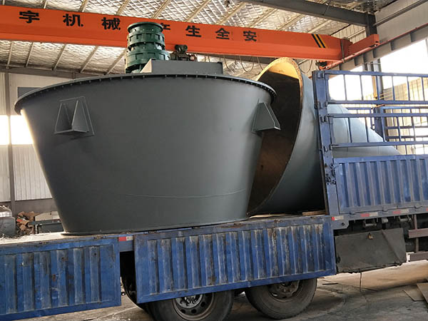 錐形混合（hé）機發往國外（wài）客戶